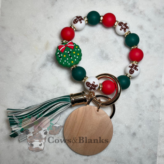 Christmas Wreath with Gingerbread, Red, & Green Accents Beaded Stretch Wristlet Bracelet Keychain with Wooden Disc and Tassel