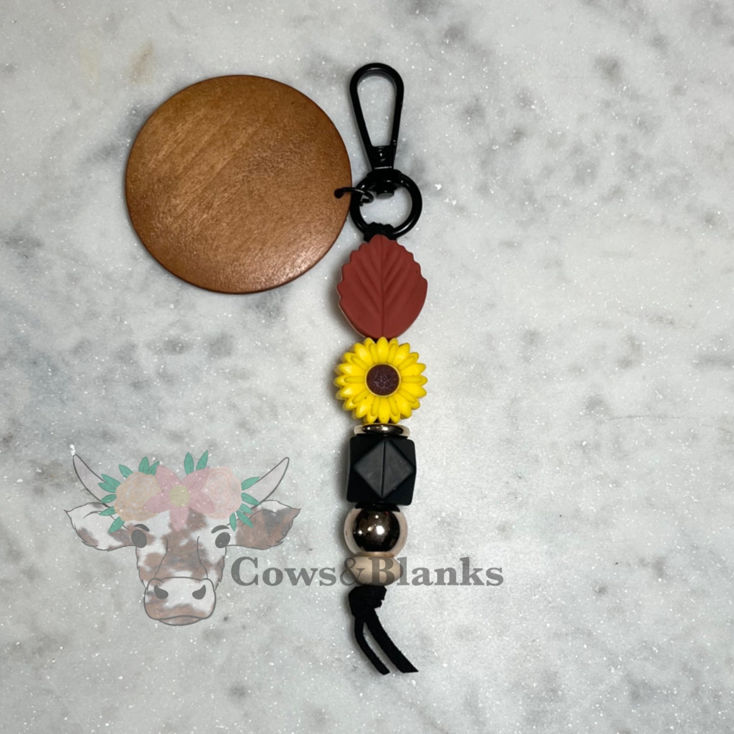 Daisy Silicone Bead Keychain with Leaf Silicone, and Black Silicone Beads with Wooden Disc
