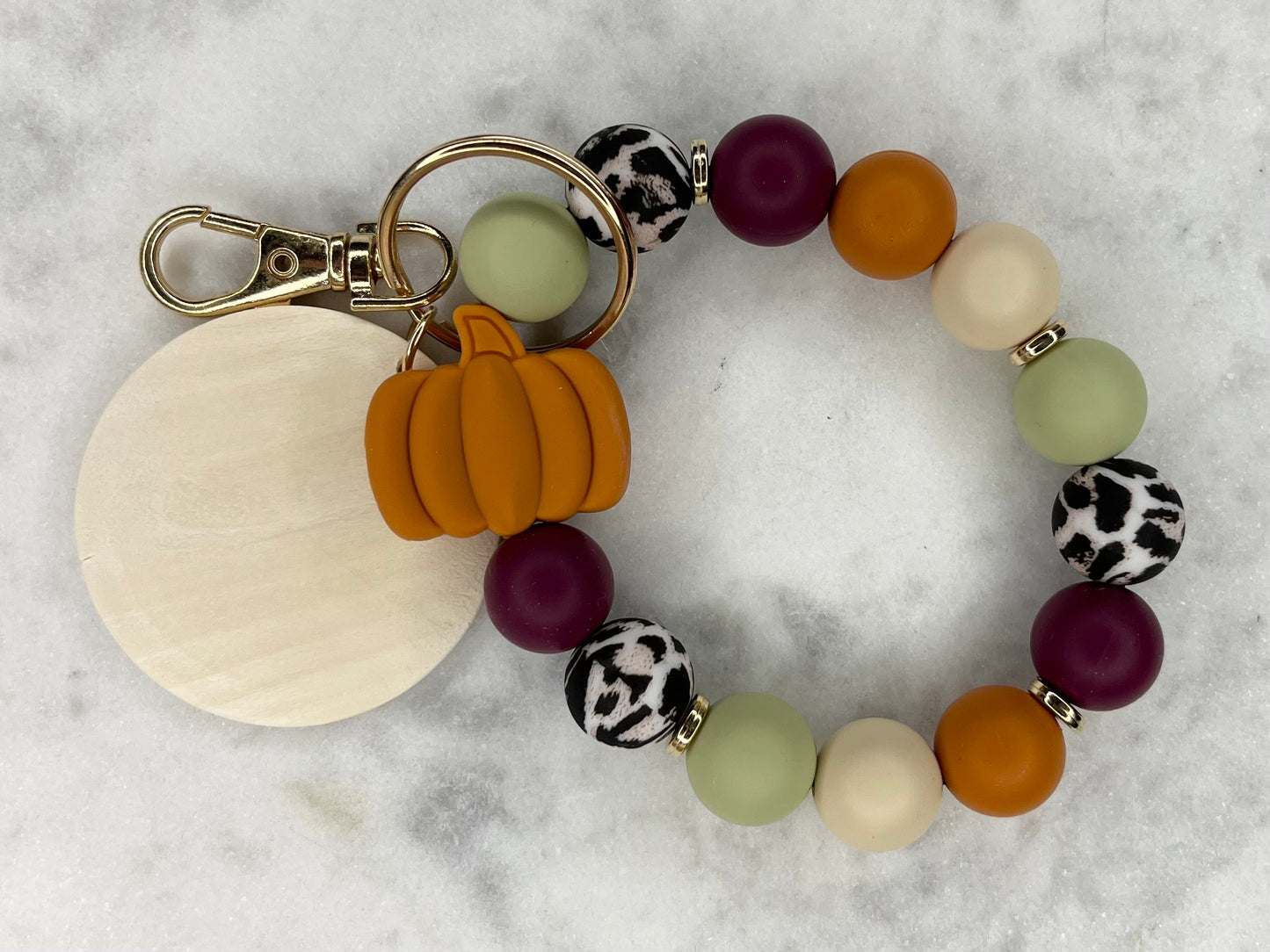 AUTUMN PUMPKIN SILICONE PENDENT STRETCH WRISTLET BRACELET KEYCHAIN WITH WOODEN DISC